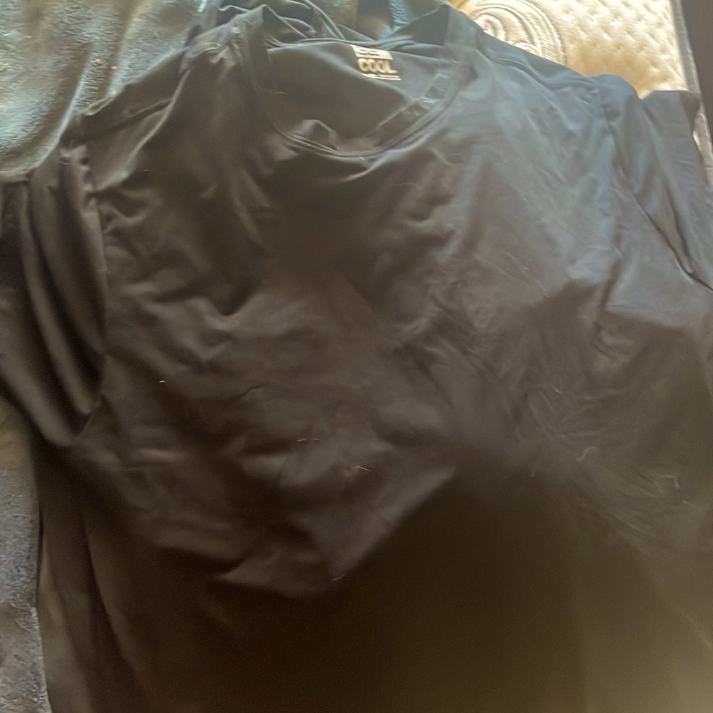32° cool XL short sleeve T-shirt hardly worn